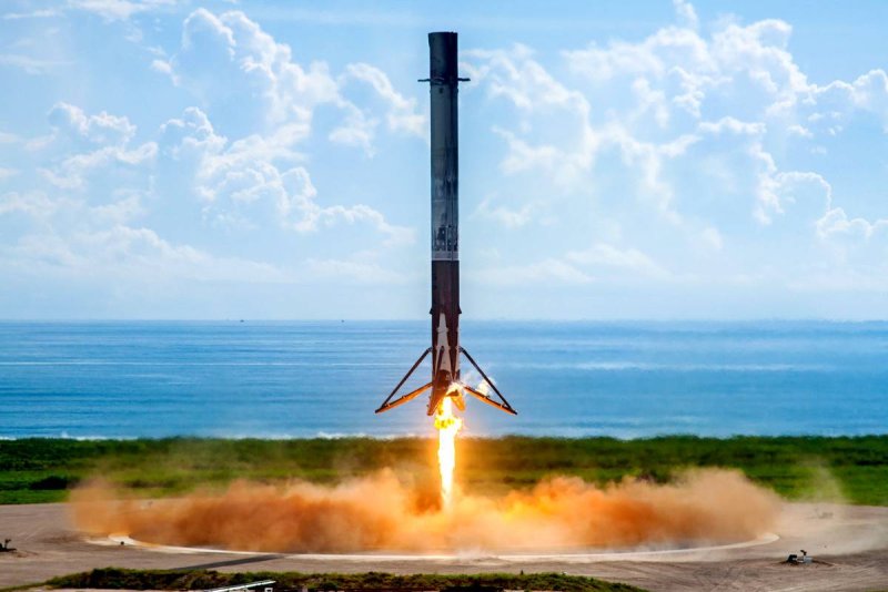 Falcon 9 ступени