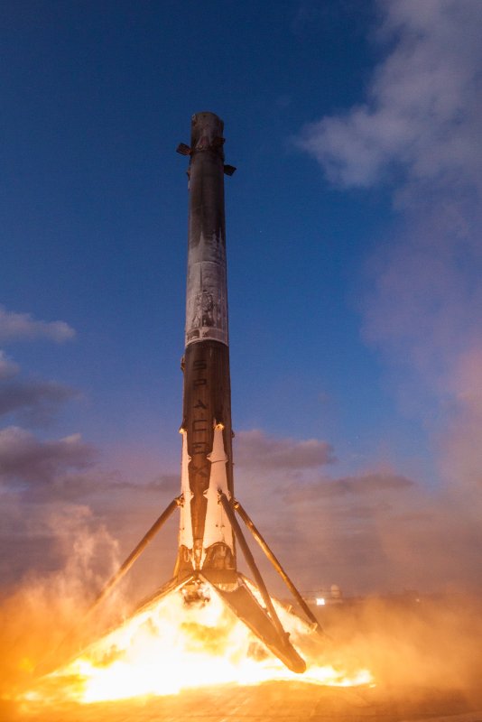 Ракета SPACEX Falcon