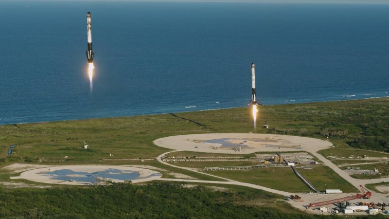 Посадка ступеней Falcon Heavy