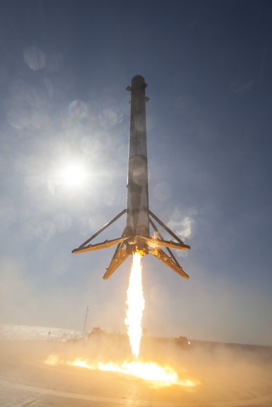 1 Ступень Falcon 9