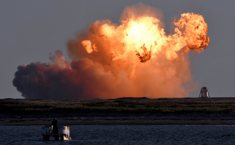 Starship SPACEX взорвался