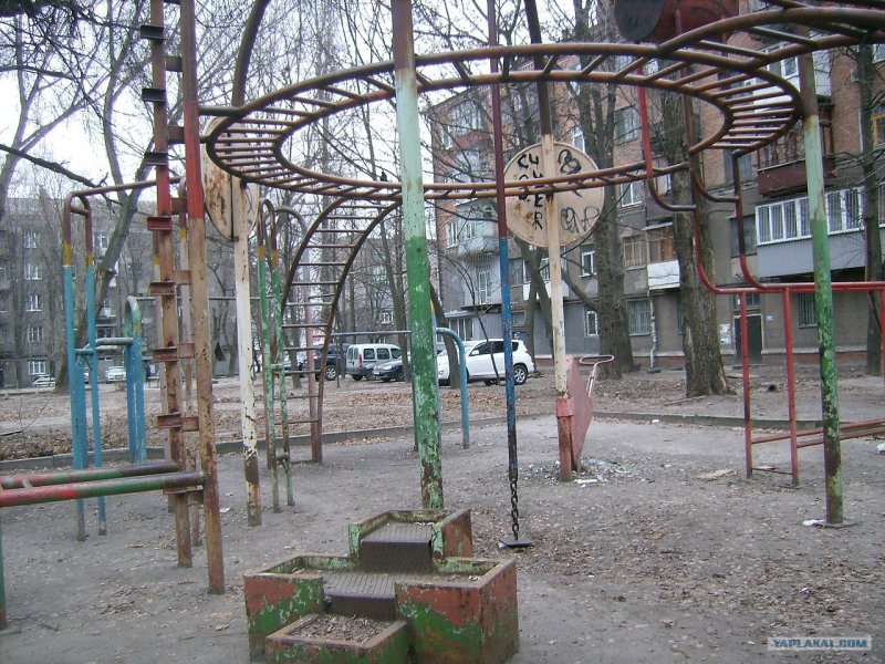 Советские детские площадки
