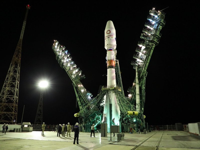 Космическая ракета перед запуском