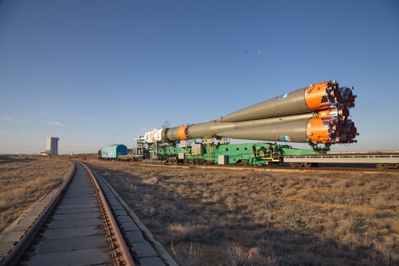 Вывоз ракеты на старт Байконур