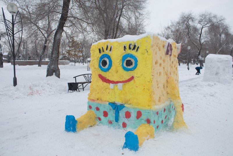 Фигуры из снега