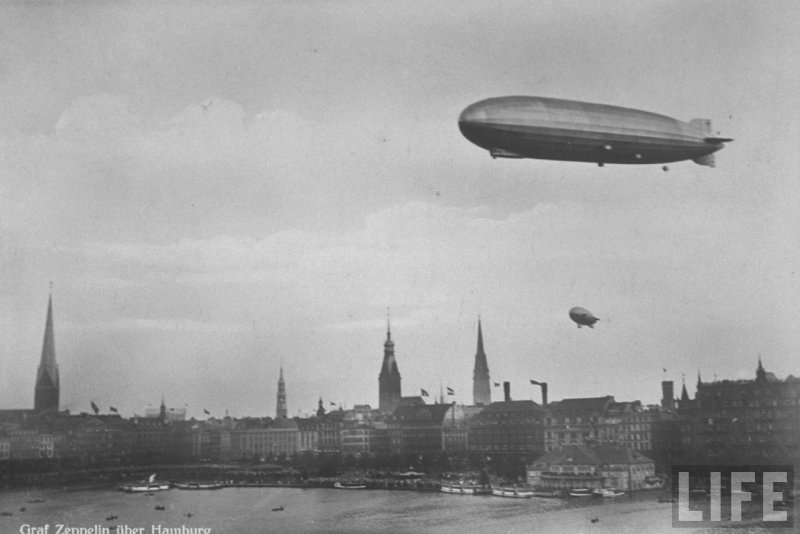 LZ 127 «Граф Цеппелин» в Москве