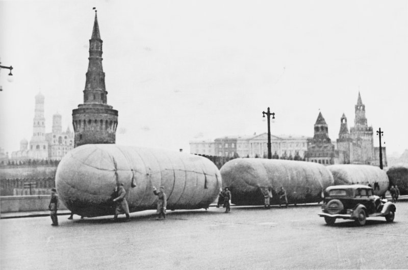 Заградительные аэростаты в Москве 1941