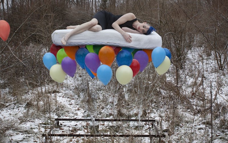 Зимняя фотосессия с воздушными шарами