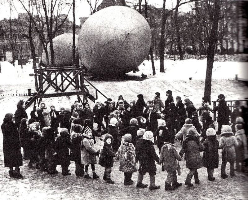 Аэростаты заграждения в Москве 1941 году