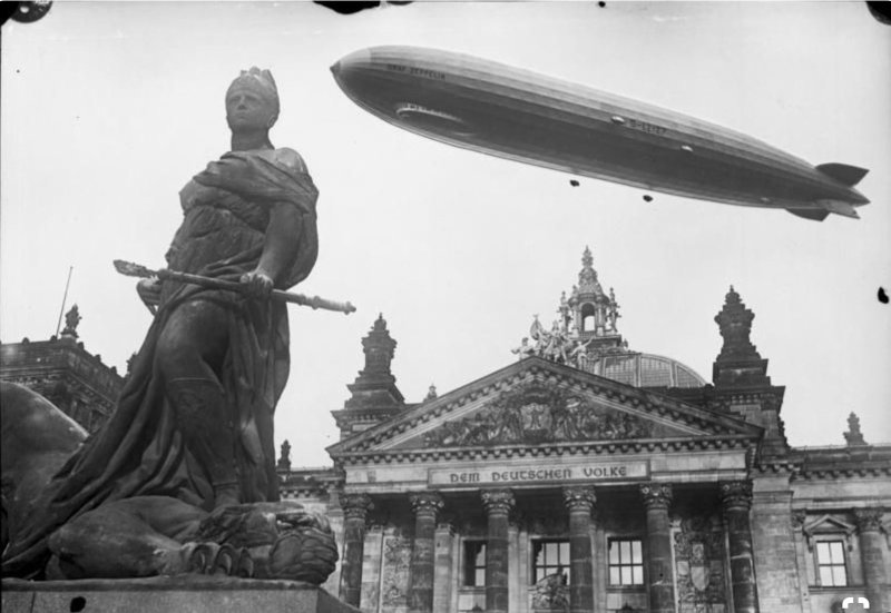 Фотография Цеппелин в Ленинграде