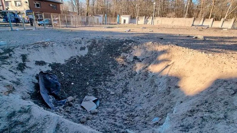 Воронка от бомбы