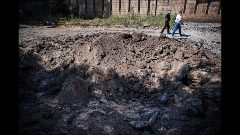 Воронки от взрывов