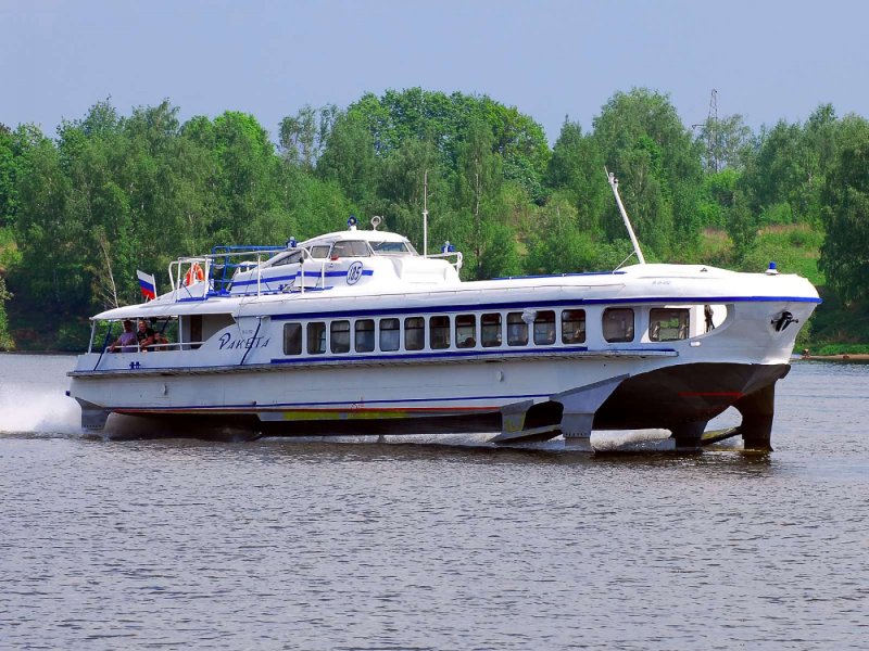 Метеор ракета на подводных крыльях
