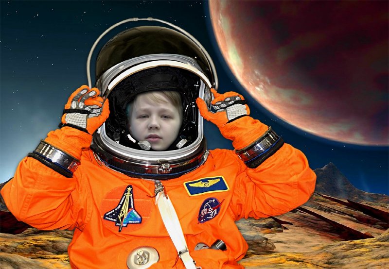 Фотошаблон космонавт