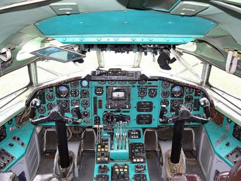 Ту 154 кабина