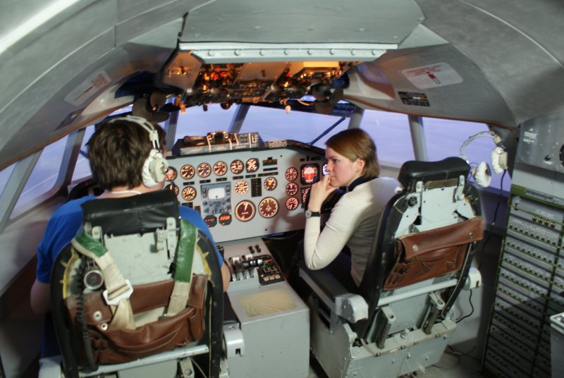 Ту-154 кабина польский