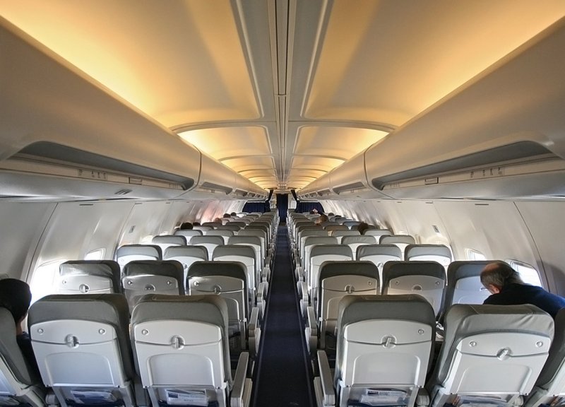 Боинг 757 салон