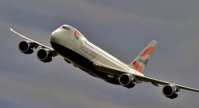 Пассажирский самолет Боинг 747