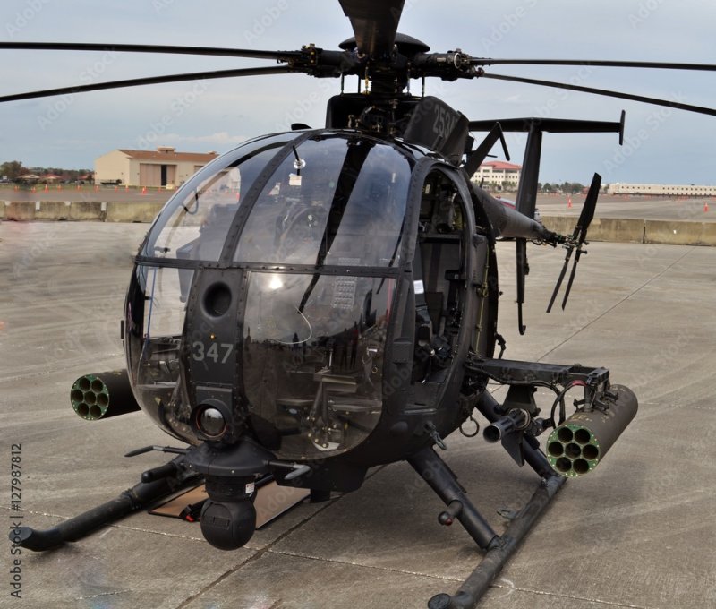 MH-6 little Bird боевой вертолет