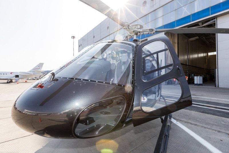 Eurocopter as-350 кабина