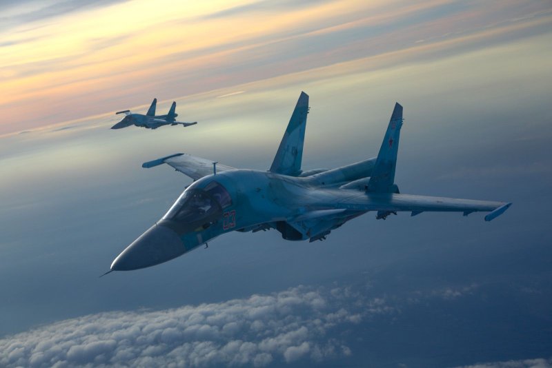 Военные самолеты в небе