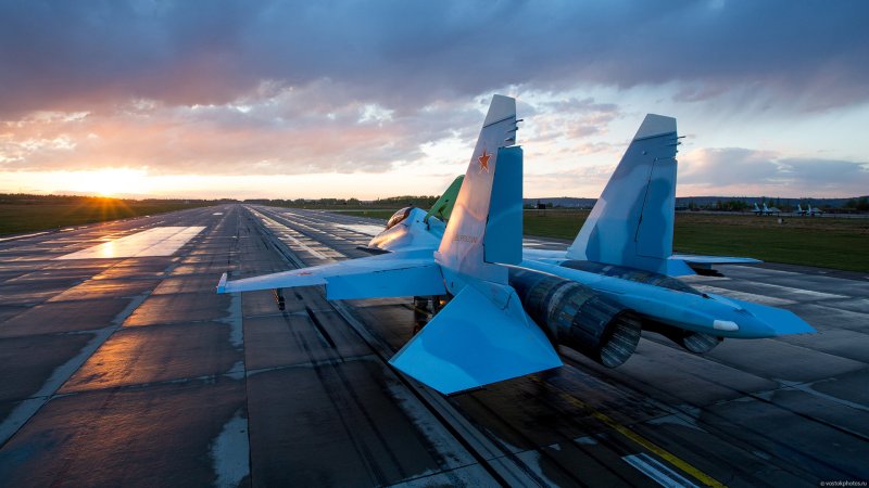 Взлет Су 35