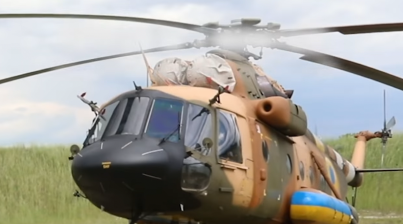 Ми-17 вертолет