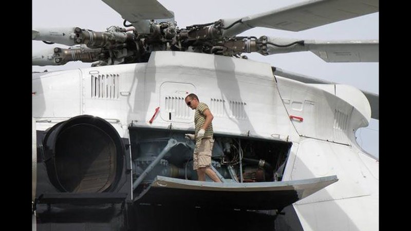 Ми 26 и человек