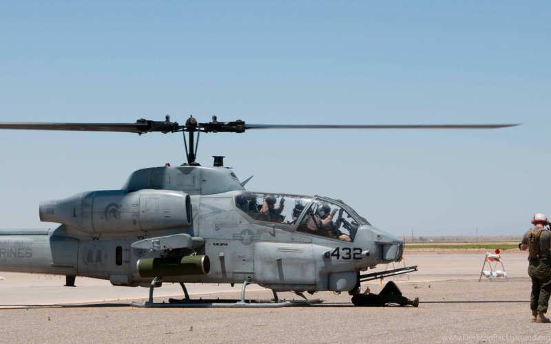Вертолет Ah-1w "супер Кобра"