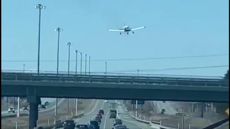Шоссе самолета
