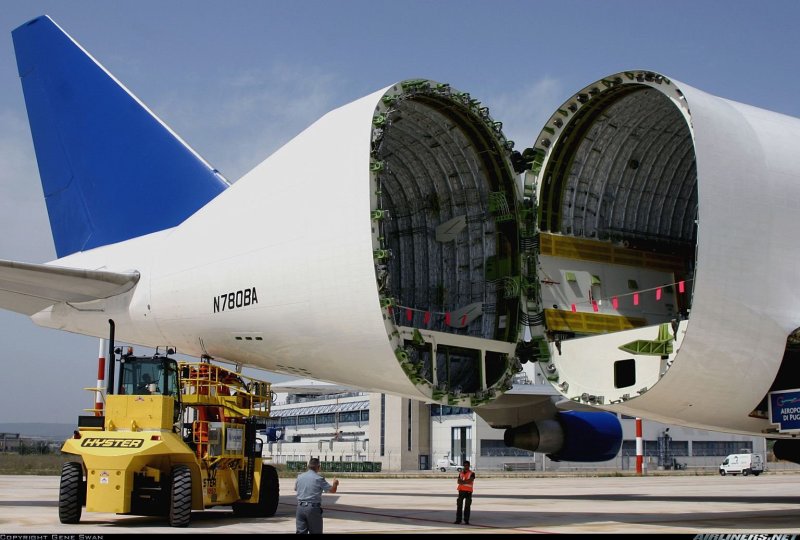 Самолёт Boeing 747 LCF Dreamlifter