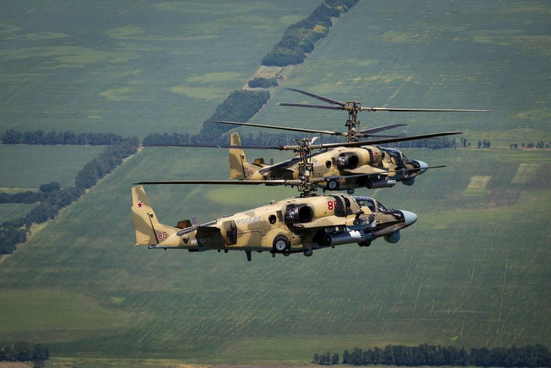 Вертолеты ми-8 и ка-52 "Аллигатор"