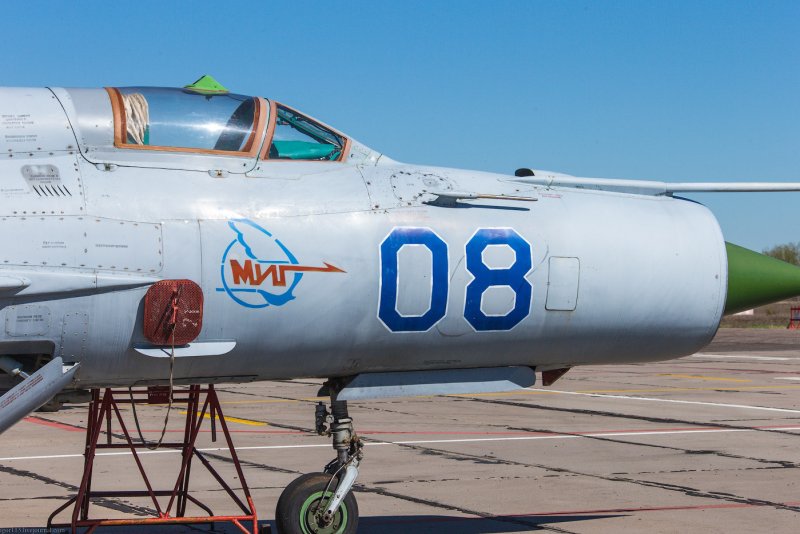 Самолёт миг-21р