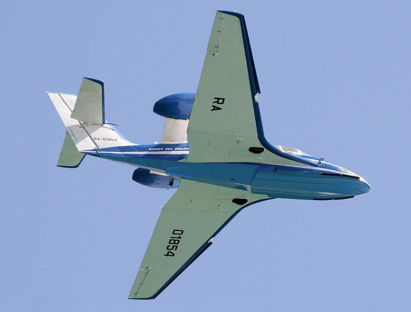Бериев бе-103