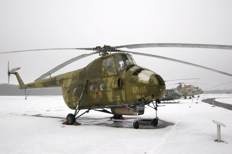 Вертолет ми-4ав