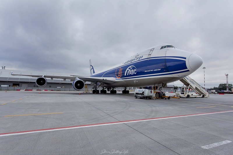 747 Джамбо Джет