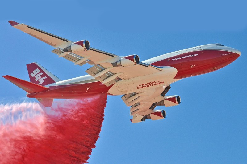 Пожарный Боинг 747