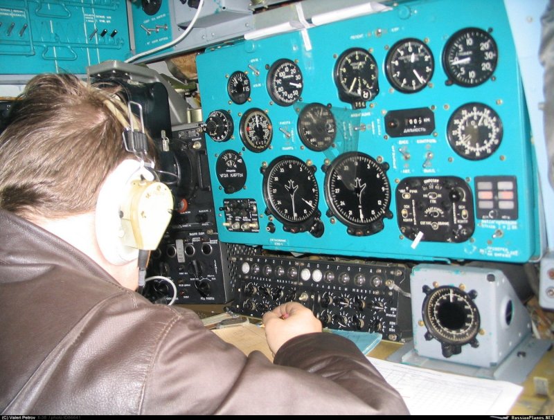 Штурман на ил-38