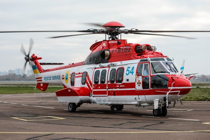 Вертолет Airbus h225 super Puma