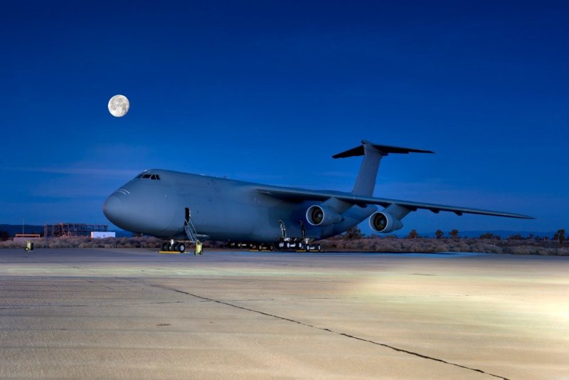 Lockheed c-5 Galaxy