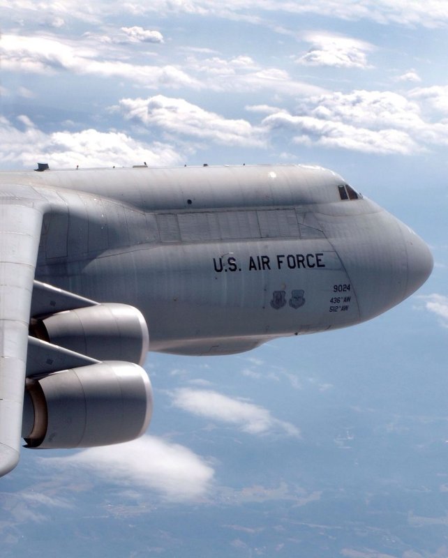 C5 Galaxy самолет