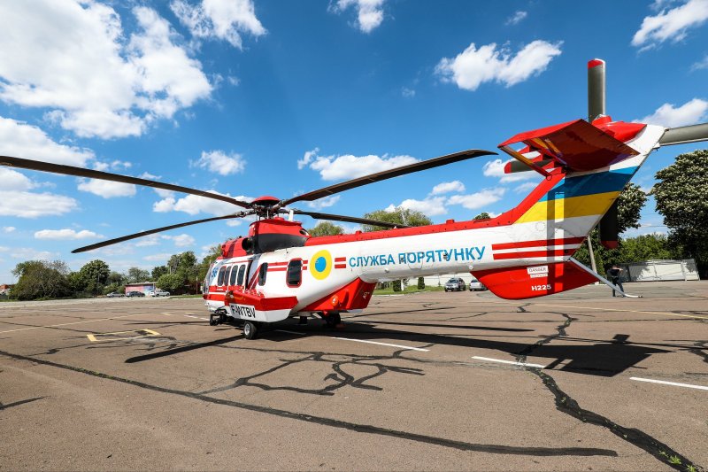 Вертолет Airbus h225 super Puma