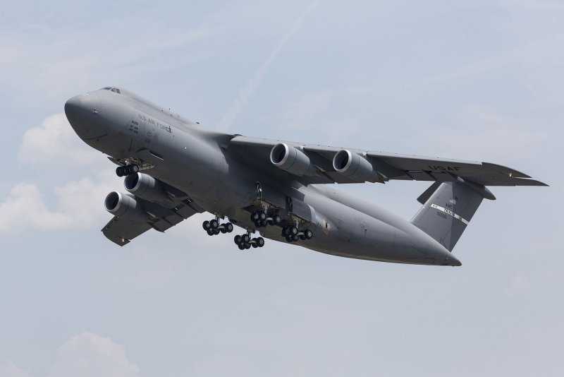 Lockheed c-5m super Galaxy