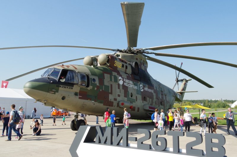 Тяжелый вертолет ми-26