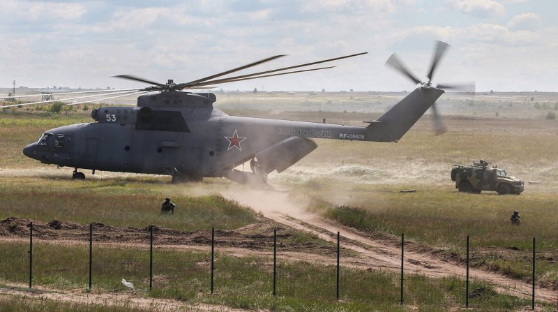Ми-26 военно-транспортный вертолёт