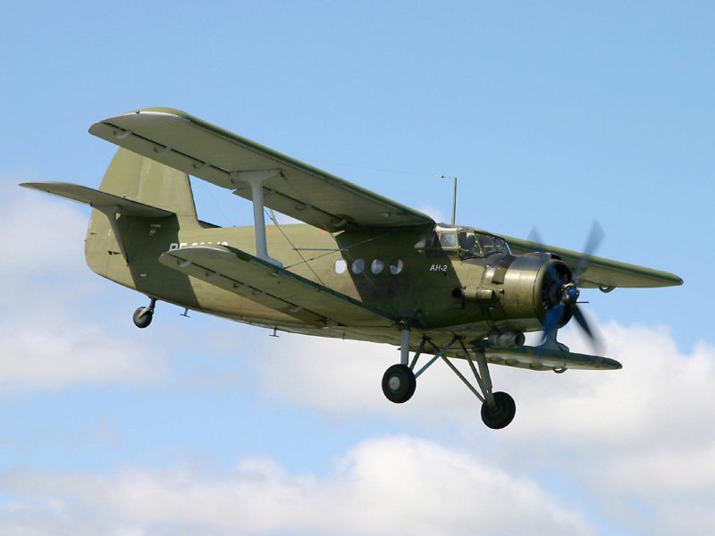 Самолёт-биплан АН-2