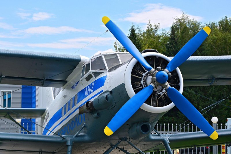 Самолёт АН-2 Мурманск
