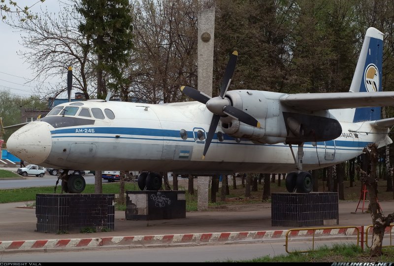 Памятник ан24 Уфа июнь