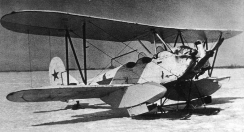 Самолёт с-2 с кассетами Бакшаева