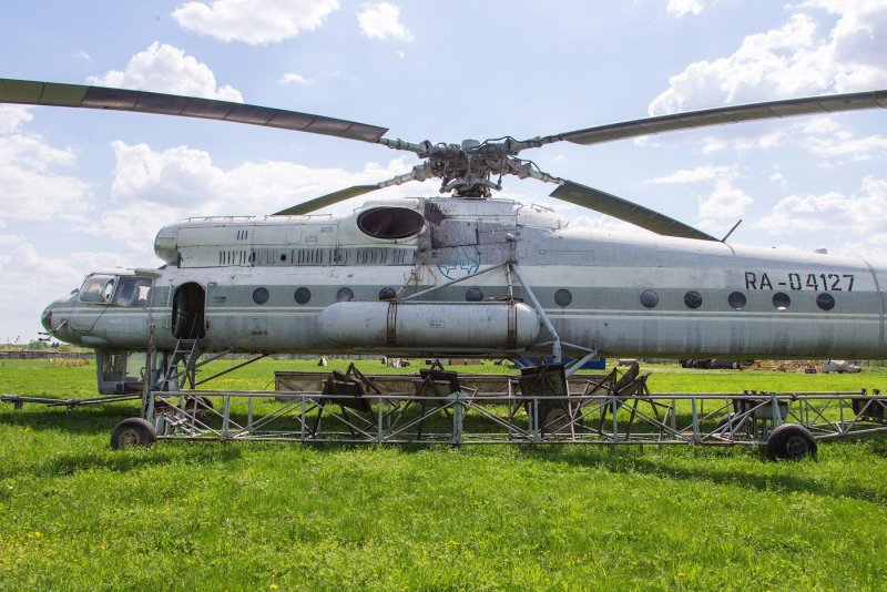 Вертолет кран ми-10